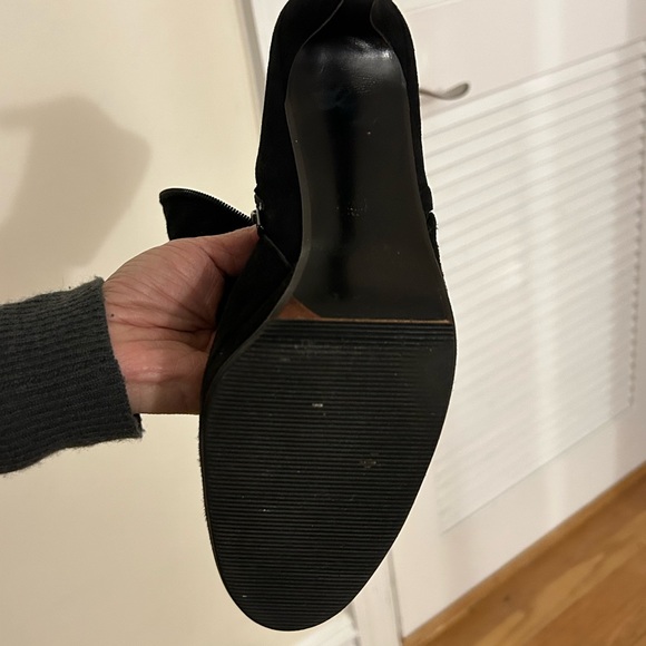 Stuart Weitzman black suede platform bootie, sz 10 - Picture 5 of 5
